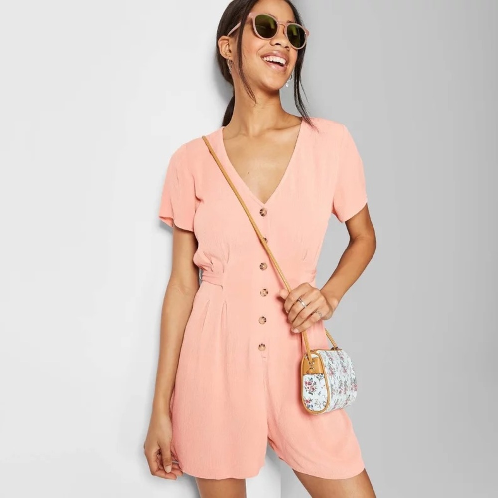 SHORT SLEEVE V-NECK BUTTON FRONT ROMPER XS